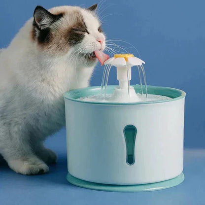 Automatische drinkfontein voor katten